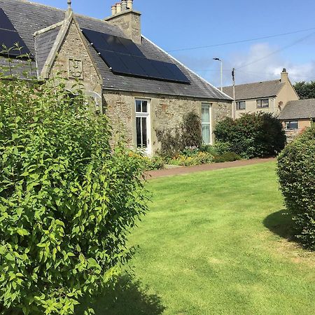 Gladstone Cottage Castletown  Bagian luar foto